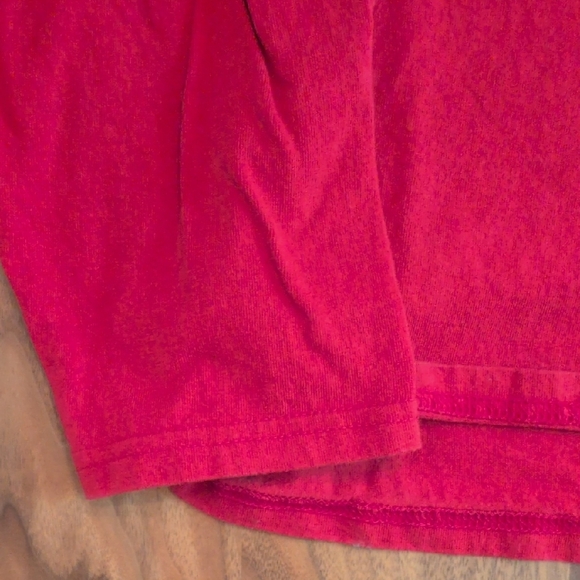 Nike Red Short Sleeve Tee with Graphic - Picture 6 of 14